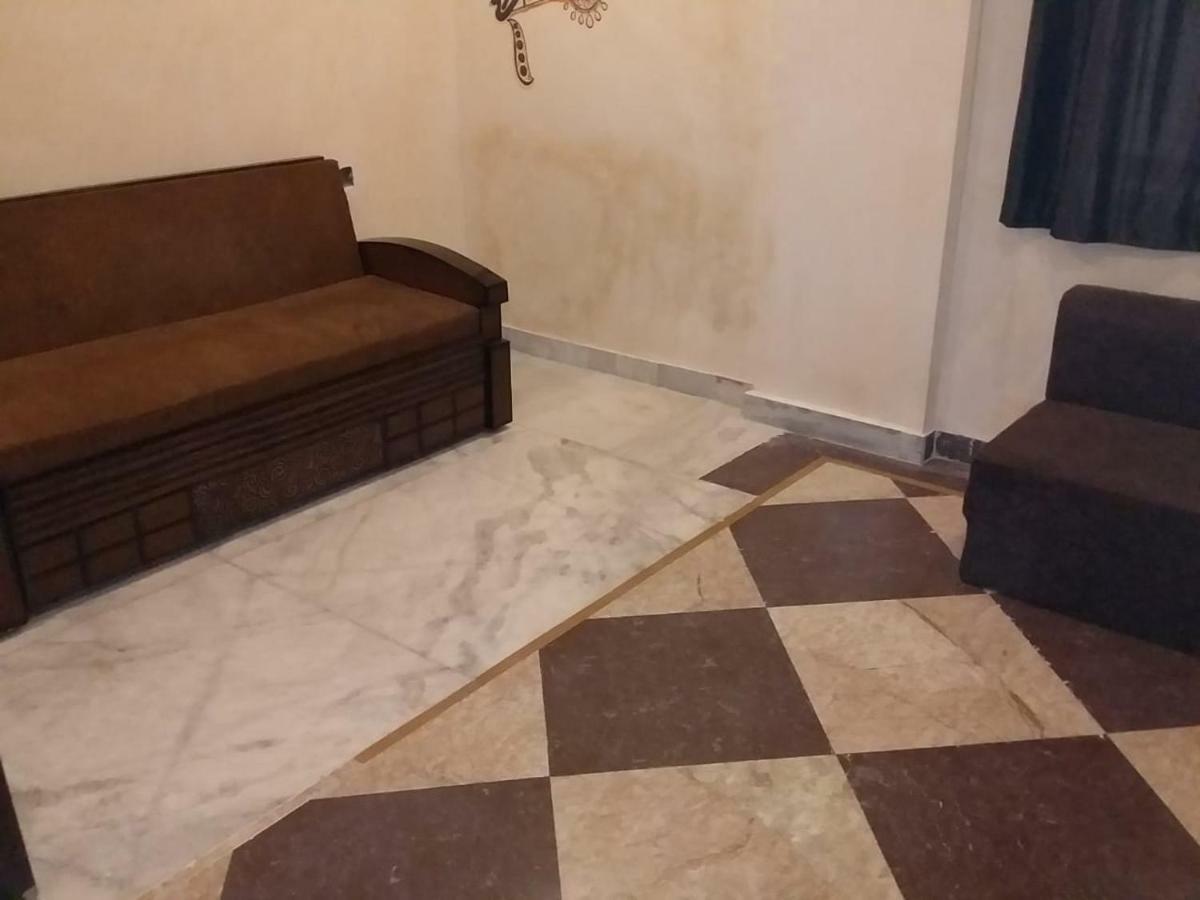 Hotel Nikunj Ashram Vrindāvan Zewnętrze zdjęcie